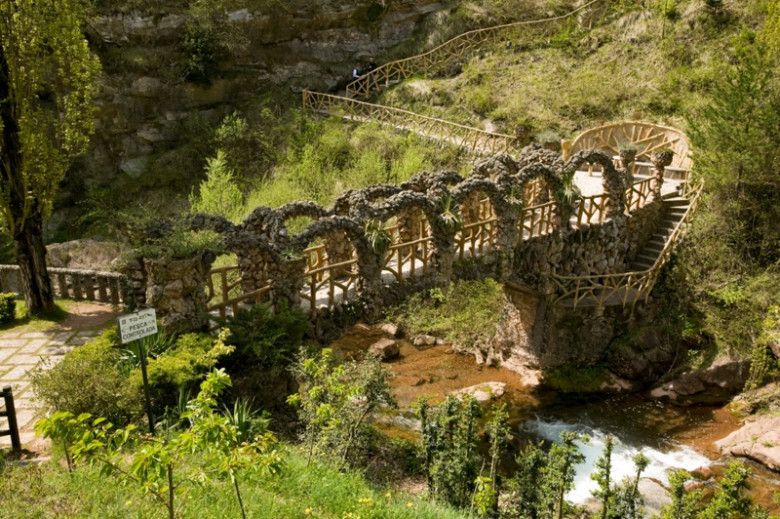 Castellar de N’Hug & Fuentes del Llobregat